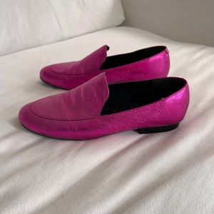 Kenneth Cole Metallic Pink Loafers